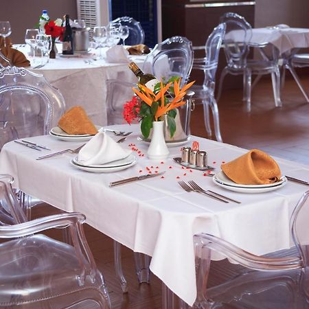 El Doria Hotel Lomé Dış mekan fotoğraf
